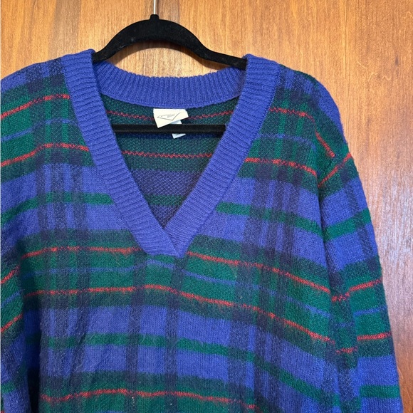 St. John's Bay Sweaters - Saint John’s Bay Women’s Plus Size Plaid Sweater - Size XXL